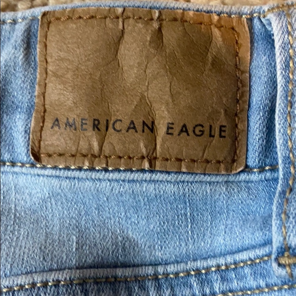American Eagle Stretch distress jeans